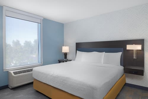 Home2 Suites by Hilton Idaho Falls, Room