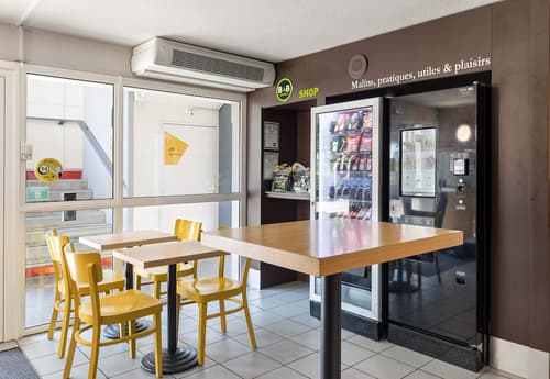 B&B HOTEL Rouen Parc des Expos Zénith