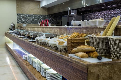 Radisson Blu Hotel, Jeddah Plaza, Breakfast area