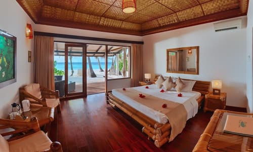 Angaga Island Resort & Spa, View from room