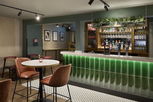 Premier Inn Salisbury North Bishopdown, Restaurant