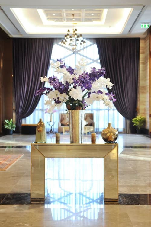 Al Meroz Bangkok, Lobby