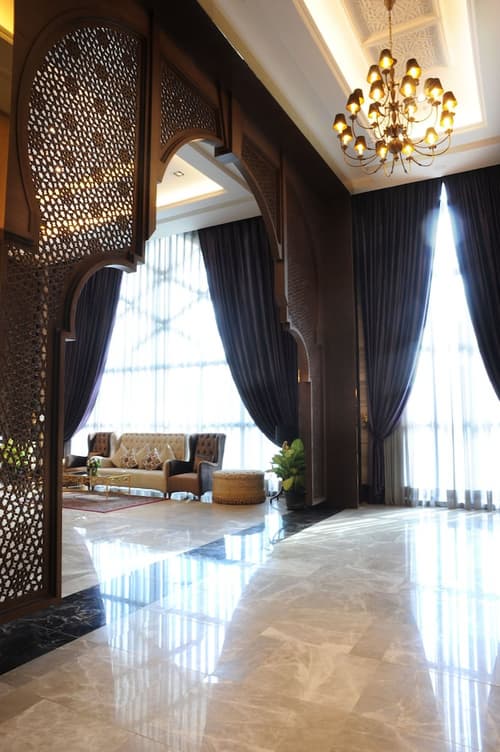 Al Meroz Bangkok, Lobby sitting area