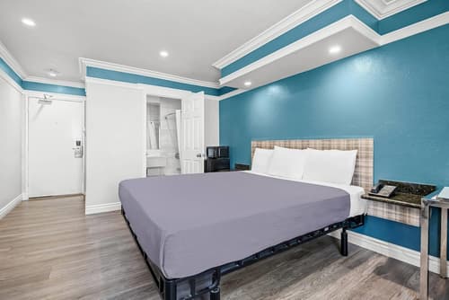 Rodeway Inn Commerce - Los Angeles, Room