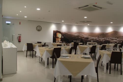 Hotel José Régio, Restaurant