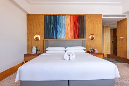 Shangri-La Resort, Shangri-La, Room