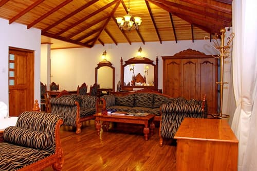 Araliya Green Hills - Where Historic Charm Mingles with Natural Beauty, Room