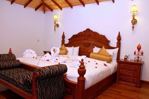 Araliya Green Hills - Where Historic Charm Mingles with Natural Beauty, Room