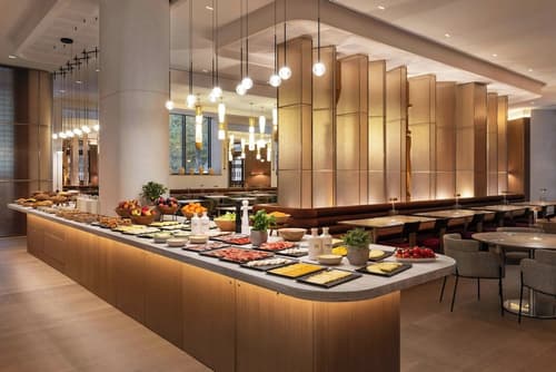 AC Hotel by Marriott Vilnius, Breakfast meal