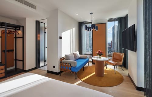 Caption By Hyatt Central Sydney, Room