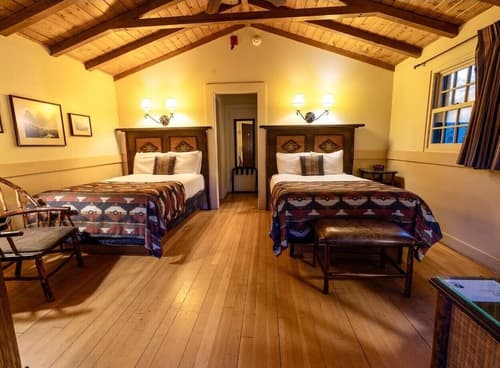 Zion Lodge - Inside the Park, Room