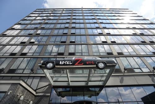 Z Hotel, Front of property