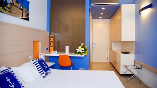 Hotel Kaos