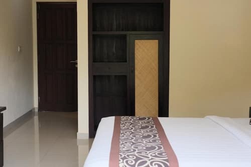 Gatra Ubud Inn