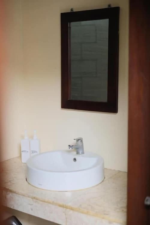 Gatra Ubud Inn