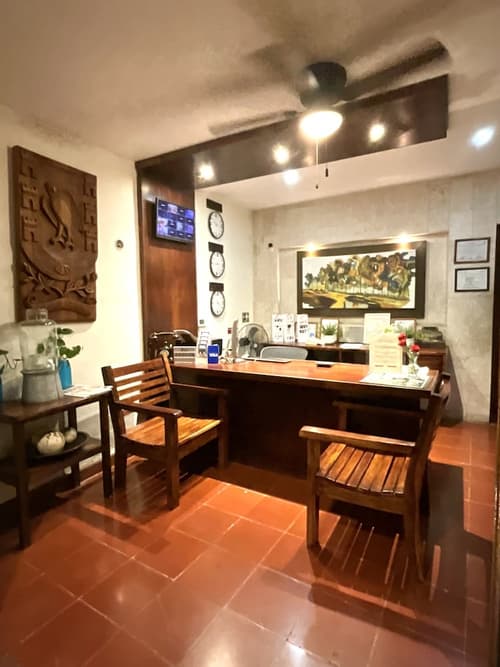 El Zaguán Colonial by GuruHotel