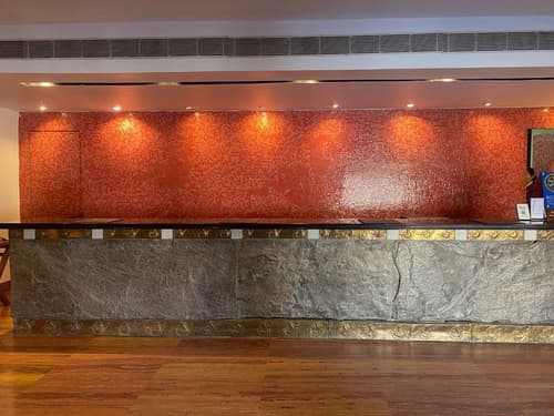 Druk Hotel, Reception