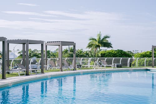 Nuvo Suites Hotel, Terrace/patio