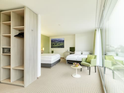 Hotel Eastside, Room