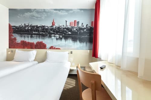 B&B Hotel Warszawa-Okecie