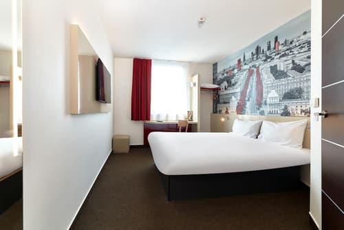 B&B Hotel Warszawa-Okecie, Room