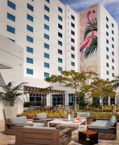 Homewood Suites by Hilton Miami Dolphin Mall