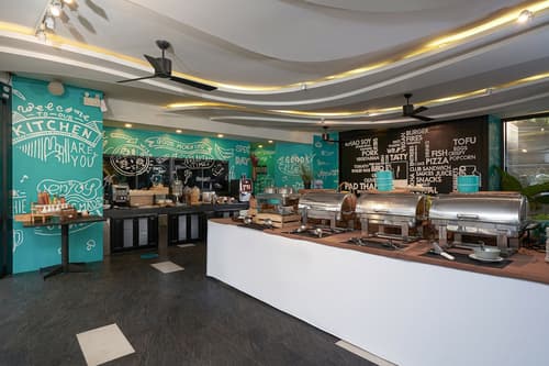 Cross Vibe Chiang Mai Decem, Dining