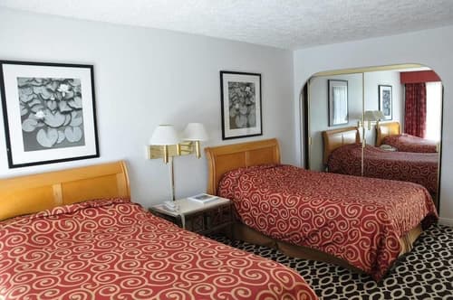 Delos Reyes Palm Springs, Room