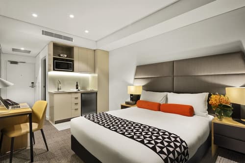 Quest St Leonards, Room