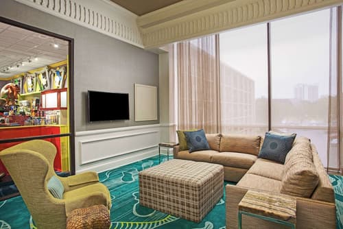Wyndham Garden Lake Buena Vista – Disney Springs® Area, Lobby