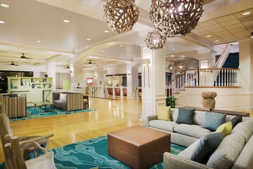 Wyndham Garden Lake Buena Vista – Disney Springs® Area, Lobby