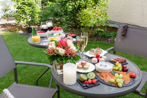 Hôtel Montbriand Antony, Exterior