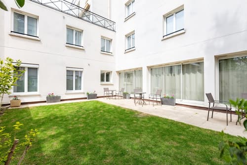 Hôtel Montbriand Antony, Garden