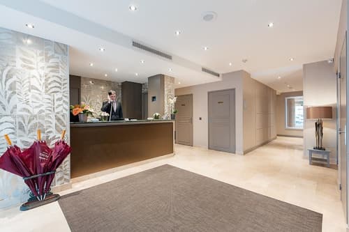 Hôtel Montbriand Antony, Reception