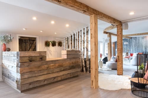 Field Guide Lodge, Reception