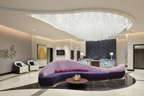 Parkwest Bicycle Casino, Lobby