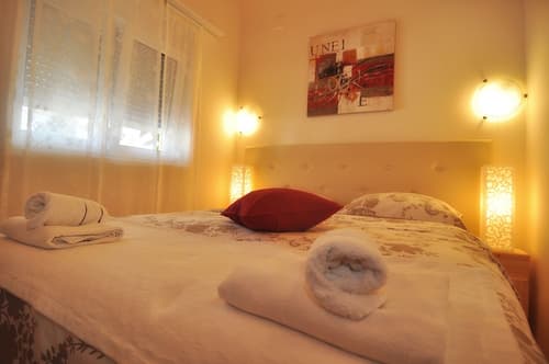 Villa Vanilla with Heated Pool, Room