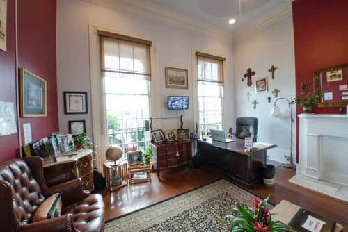 Auberge Nouvelle Orleans Hostel, Check-in/check-out kiosk