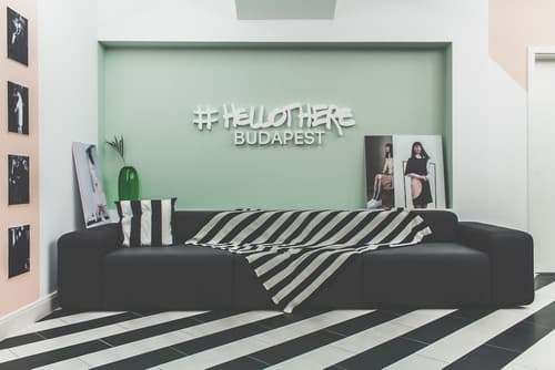 MGZN Basilica Rooms, Lobby sitting area