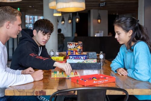 Urban Lodge Hotel, Lobby