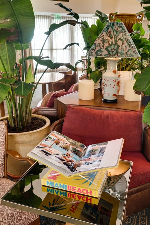 The Plymouth South Beach, Lobby