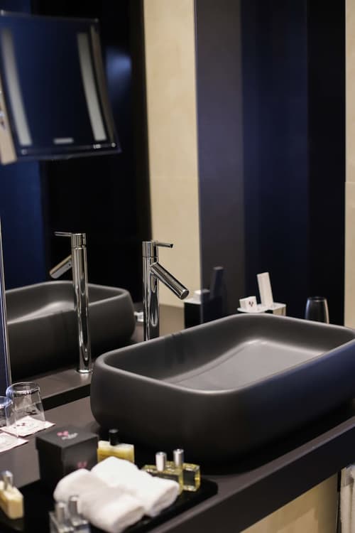 Maritim Hotel Plaza Tirana, Bathroom