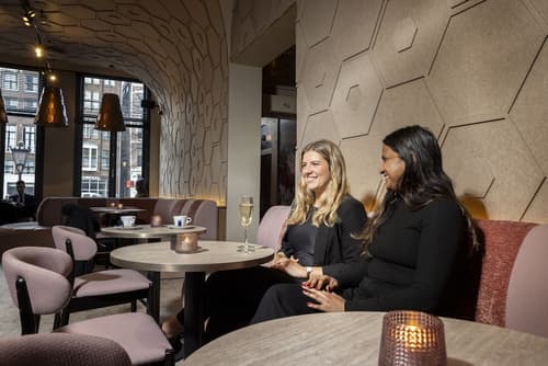 Mister Highland Hotel, Lobby sitting area