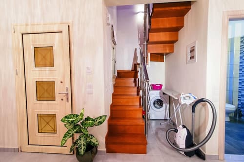 All Saints Villas, Room