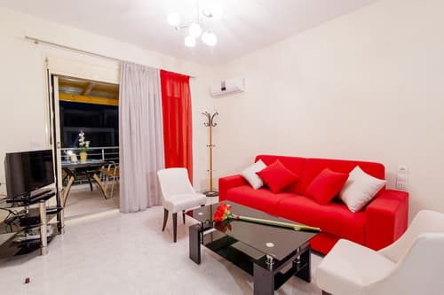 All Saints Villas, Living area