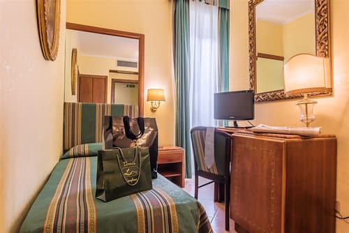 Raeli Hotel Lazio, Room