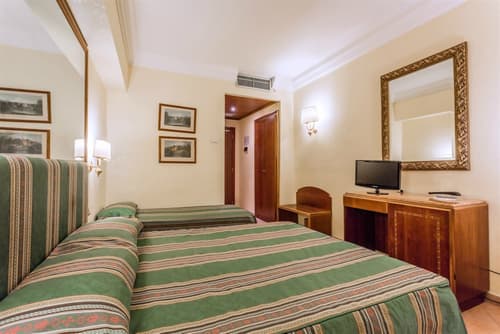 Raeli Hotel Archimede, Room