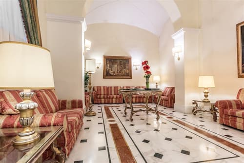 Raeli Hotel Archimede, Lobby sitting area