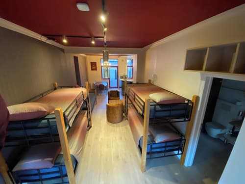 J and R Brussels City Apartment