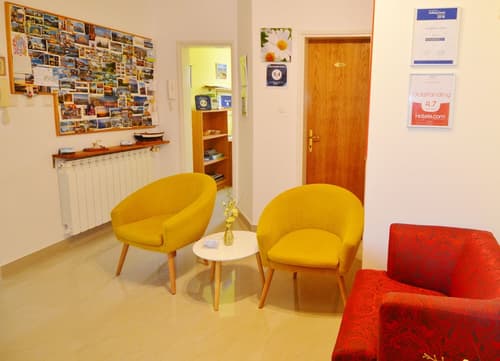 Apartments & Rooms Petra, Lobby sitting area